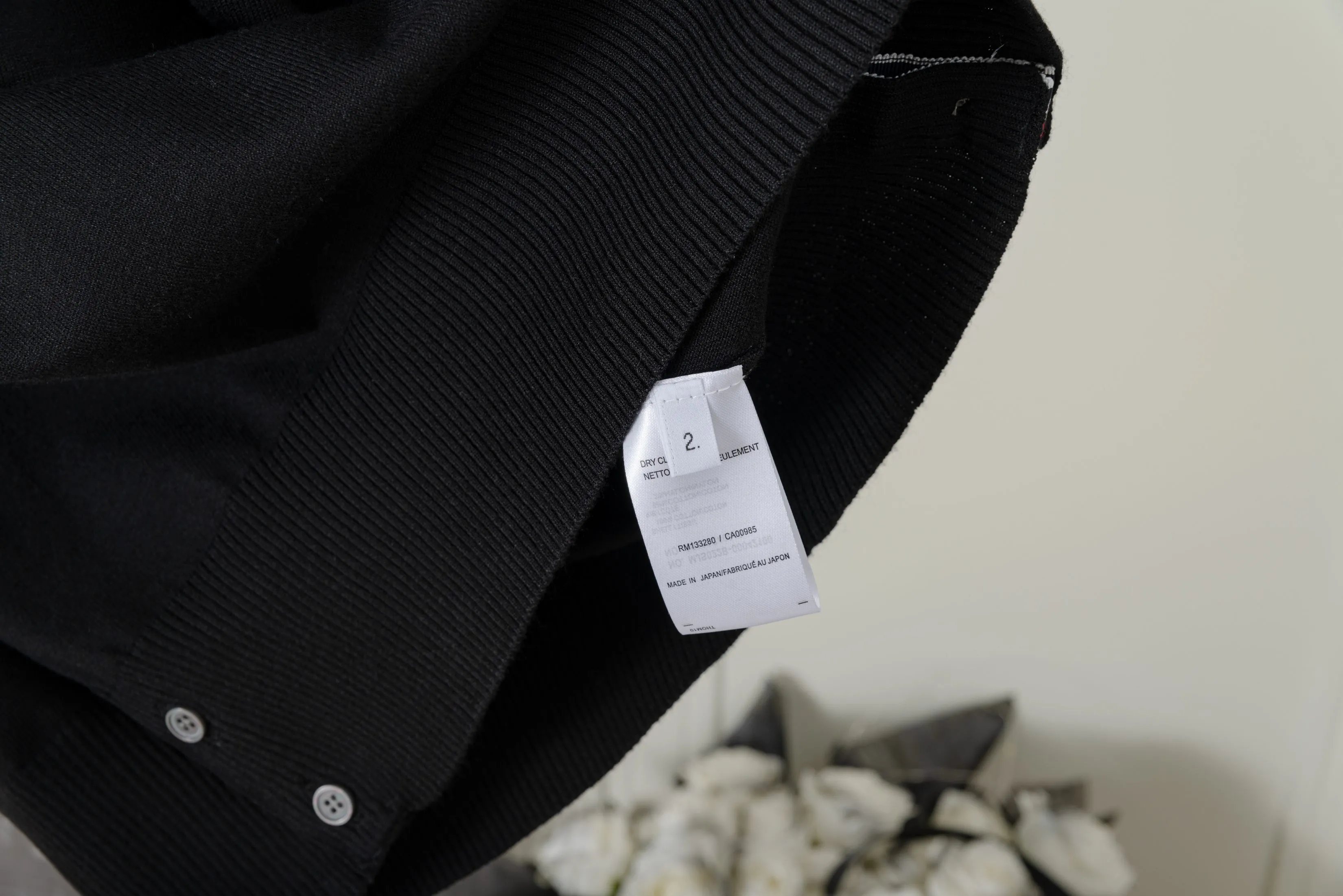 𝑻𝒉𝒐𝒎 𝑩𝒓𝒐𝒘𝒏𝒆Classic Thom Browne T Classic Breathable Authentic Quality + Authentic + Same Style Size：0/1/2/3/4 ：White/Black/Navy Blue/Light Gray/Dark Gray